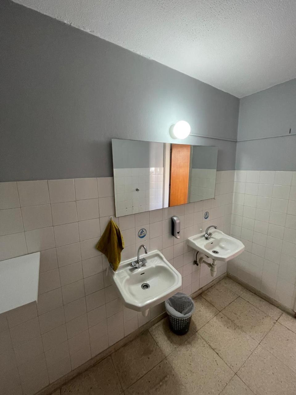Premium Hostel Marina Paphos 外观 照片
