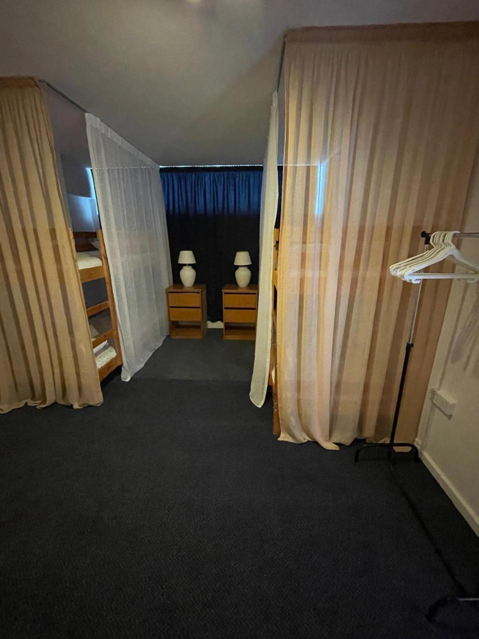 Premium Hostel Marina Paphos 外观 照片
