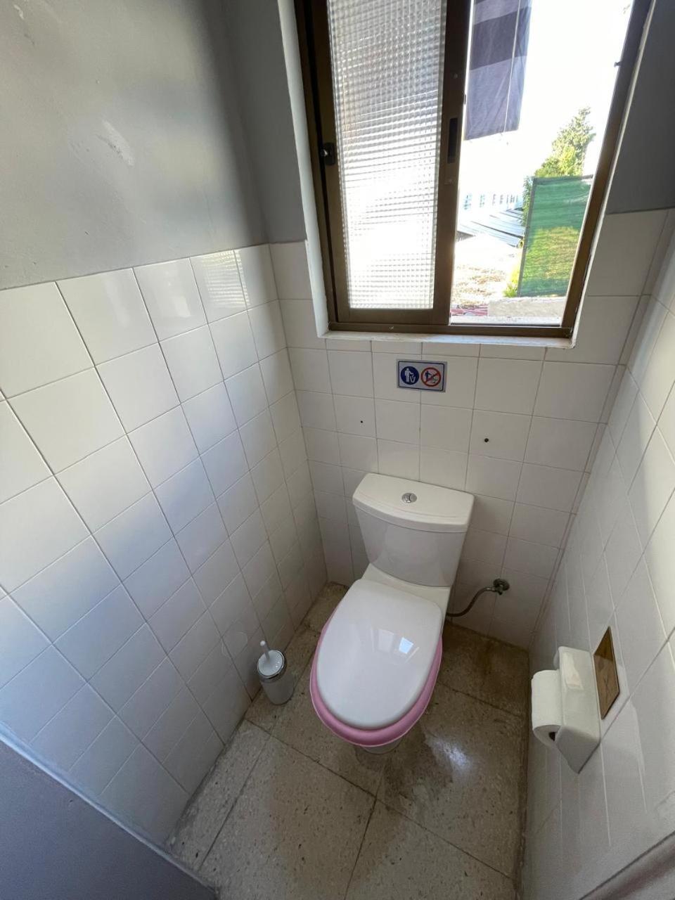 Premium Hostel Marina Paphos 外观 照片