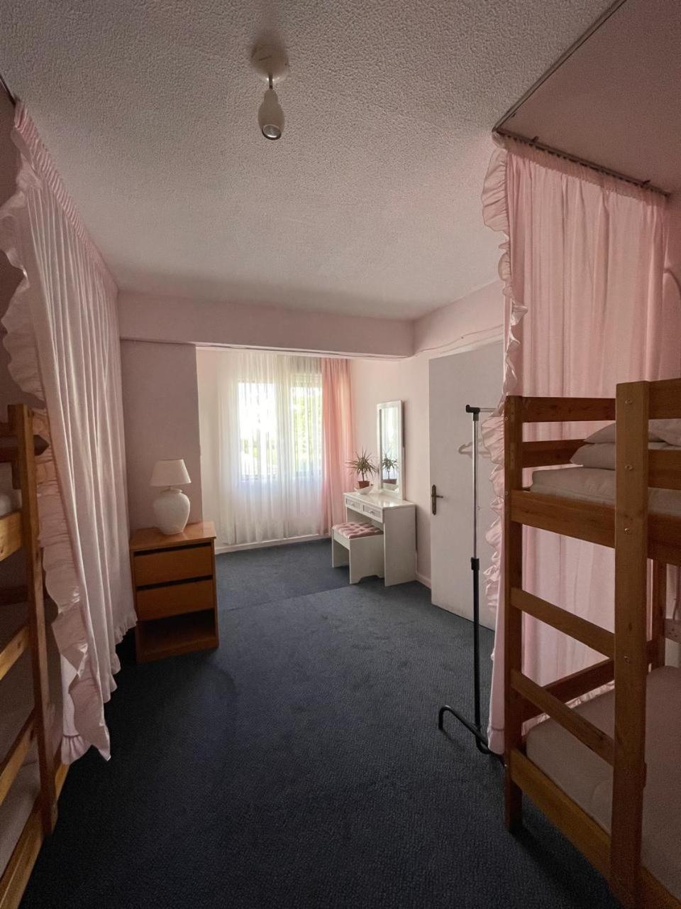 Premium Hostel Marina Paphos 外观 照片